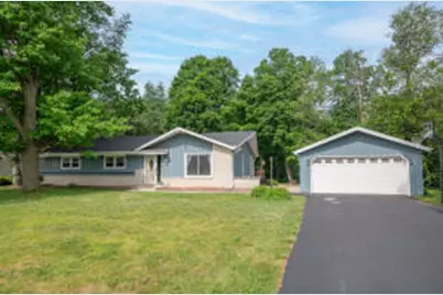 1447  Tomac Ln, Richfield, WI 53033 - Photo 1