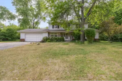 W265N7231  Thousand Oaks Dr, Lisbon, WI 53089 - Photo 1