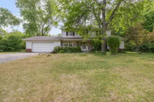 W265N7231 Thousand Oaks Dr, Lisbon, WI 53089 - Photo 1