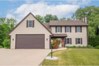 3640 E Northbrook Blvd, Oak Creek, WI 53154 - Photo 1