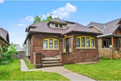 4131 N 16th St, Milwaukee, WI 53209 - Photo 1
