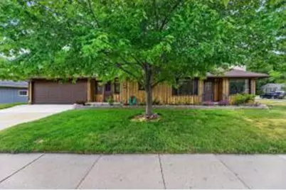1116 E Racine Ave, Waukesha, WI 53186 - Photo 1