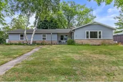 418 S Braun Ave, Jefferson, WI 53549 - Photo 1