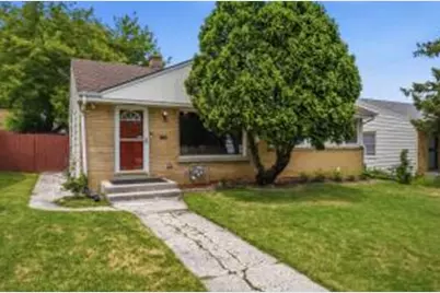 3949 N 77th St, Milwaukee, WI 53222 - Photo 1