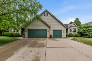 2091 Cherokee St, Grafton, WI 53024 - Photo 1