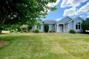 1604 Bellevue Blvd, Fond du Lac, WI 54937 - Photo 1