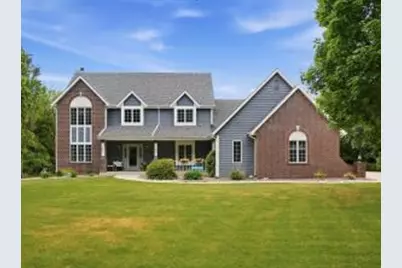 4695  Catherine Ct, Brookfield, WI 53072 - Photo 1