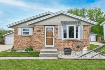 1605  Williams Ave, South Milwaukee, WI 53172 - Photo 1