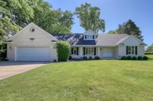 3910 Fresno Rd, Brookfield, WI 53045 - Photo 1