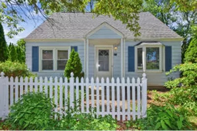 W165N8607  Dardis Ave, Menomonee Falls, WI 53051 - Photo 1