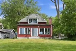 N30W29393 Hillcrest Dr, Delafield, WI 53072 - Photo 1