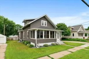 425 Garland St, West Salem, WI 54669 - Photo 1