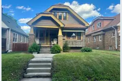 2206 S 36th St, Milwaukee, WI 53215 - Photo 1
