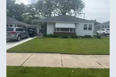 716  Indiana St, Racine, WI 53405 - Photo 1