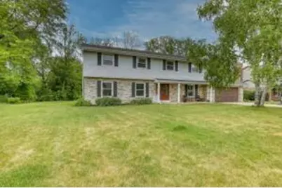 820 W Clovernook Ln, Glendale, WI 53217 - Photo 1