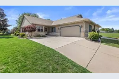 W155N6631  Blue Heron Dr, Menomonee Falls, WI 53051 - Photo 1