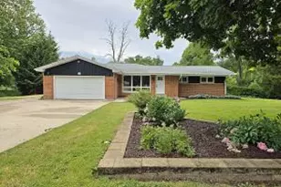 W136N7015 Claas Rd, Menomonee Falls, WI 53051 - Photo 1