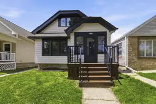 2251 S 73rd St, West Allis, WI 53219 - Photo 1