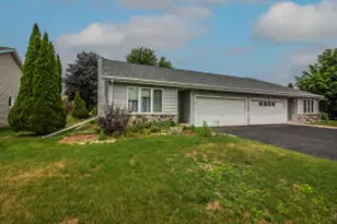 772 Acadia Ave, West Bend, WI 53095 - Photo 1