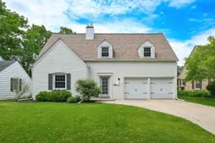 2665 N Harding Blvd, Wauwatosa, WI 53226 - Photo 1