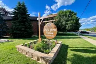 5165 S Root River Pkwy, Greenfield, WI 53228 - Photo 1
