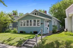 342 23rd St, La Crosse, WI 54601 - Photo 1