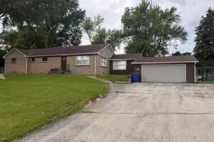 W191S7509 Richdorf Dr, Muskego, WI 53150 - Photo 1