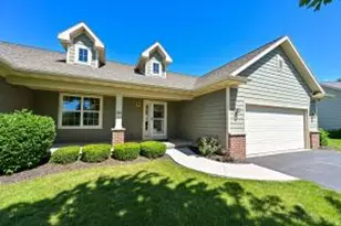 1986 Blue Spruce Ct, Port Washington, WI 53024 - Photo 1
