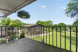 33 Lausanne Ct, Geneva, WI 53147 - Photo 1