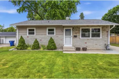 733  9th St, Grafton, WI 53024 - Photo 1