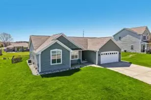 347 Homestead Dr, Twin Lakes, WI 53181 - Photo 1