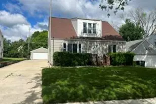 1203 S 87th St, West Allis, WI 53214 - Photo 1
