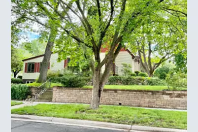 919  Harvey Ave, Watertown, WI 53094 - Photo 1