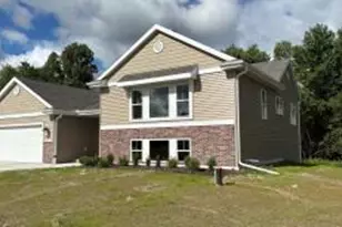 269 Cardinal Dr, Sullivan, WI 53178 - Photo 3