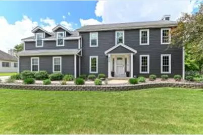 369  Indian Bend Rd, Burlington, WI 53105 - Photo 1