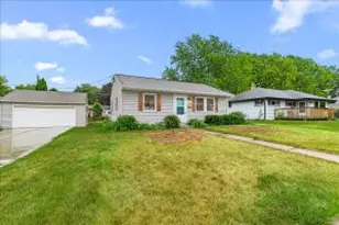625 Pleasant Dr, West Bend, WI 53095 - Photo 1