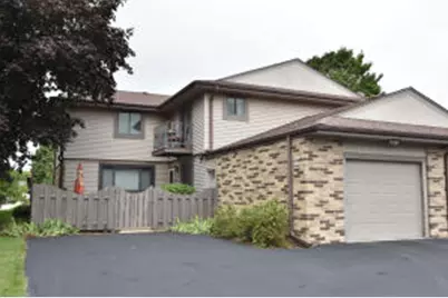 W178N9710  Riversbend Cir, Germantown, WI 53022 - Photo 1