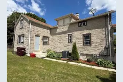 420 N 5th St, Manitowoc, WI 54220 - Photo 1