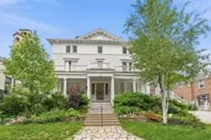 2328 E Back Bay St, Milwaukee, WI 53202 - Photo 1