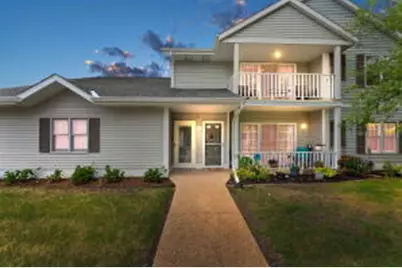 104  Bur Oak Ln, Grafton, WI 53024 - Photo 1