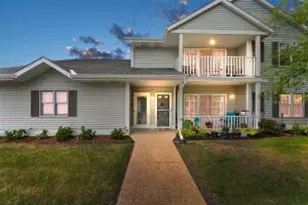104 Bur Oak Ln, Grafton, WI 53024 - Photo 1