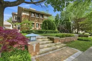 3934 N Harcourt Pl, Shorewood, WI 53211 - Photo 1