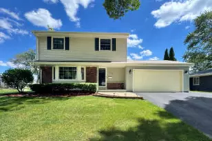 1513 Greenway Terrace, Waukesha, WI 53186 - Photo 1