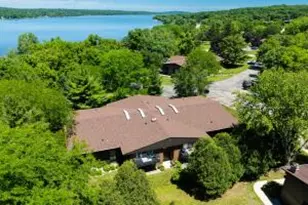 22 Zurich Ct, Geneva, WI 53147 - Photo 1