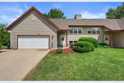 W245N6566  Bowling Green St, Sussex, WI 53089 - Photo 1