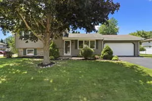 5609 Riviera Dr, Racine, WI 53406 - Photo 1