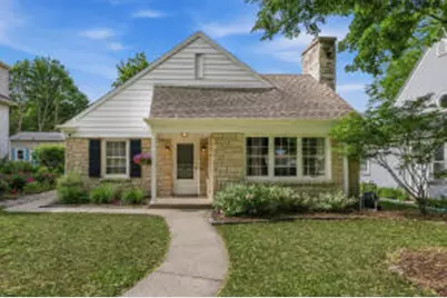215 W Saveland Ave, Milwaukee, WI 53207 - Photo 1