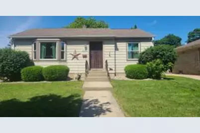 3434  1st Ave, Racine, WI 53402 - Photo 1