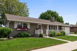 361 N Jackson St, Valders, WI 54245 - Photo 1