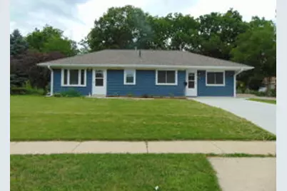 517  Maple St, Mukwonago, WI 53149 - Photo 1